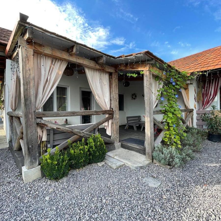 Villa Lukash Yanoshi Luaran gambar