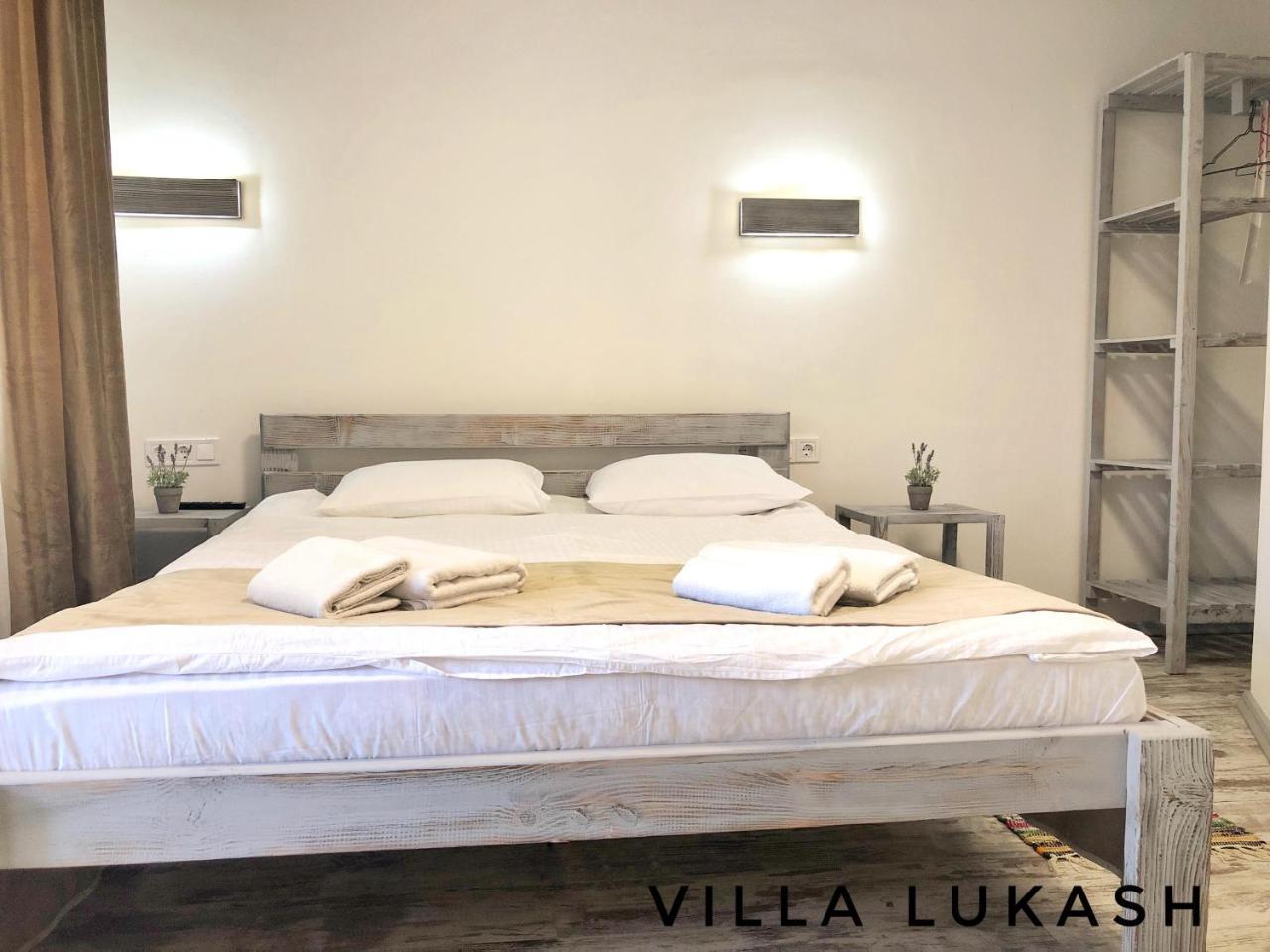 Villa Lukash Yanoshi Luaran gambar
